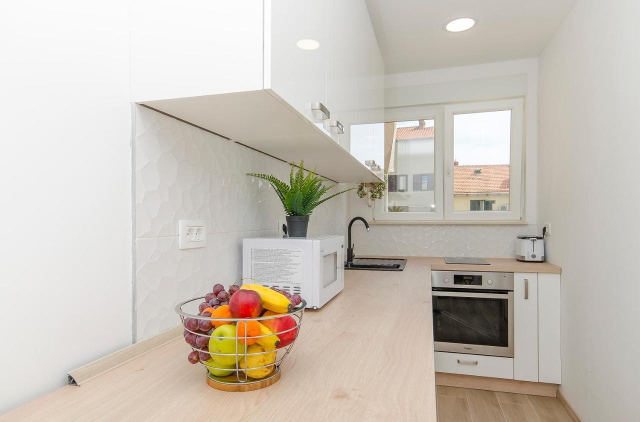 Lanuna Apartment Split Extérieur photo